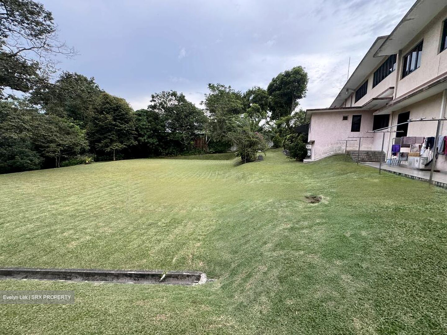 Lornie Road (D11), Semi-Detached #458170231